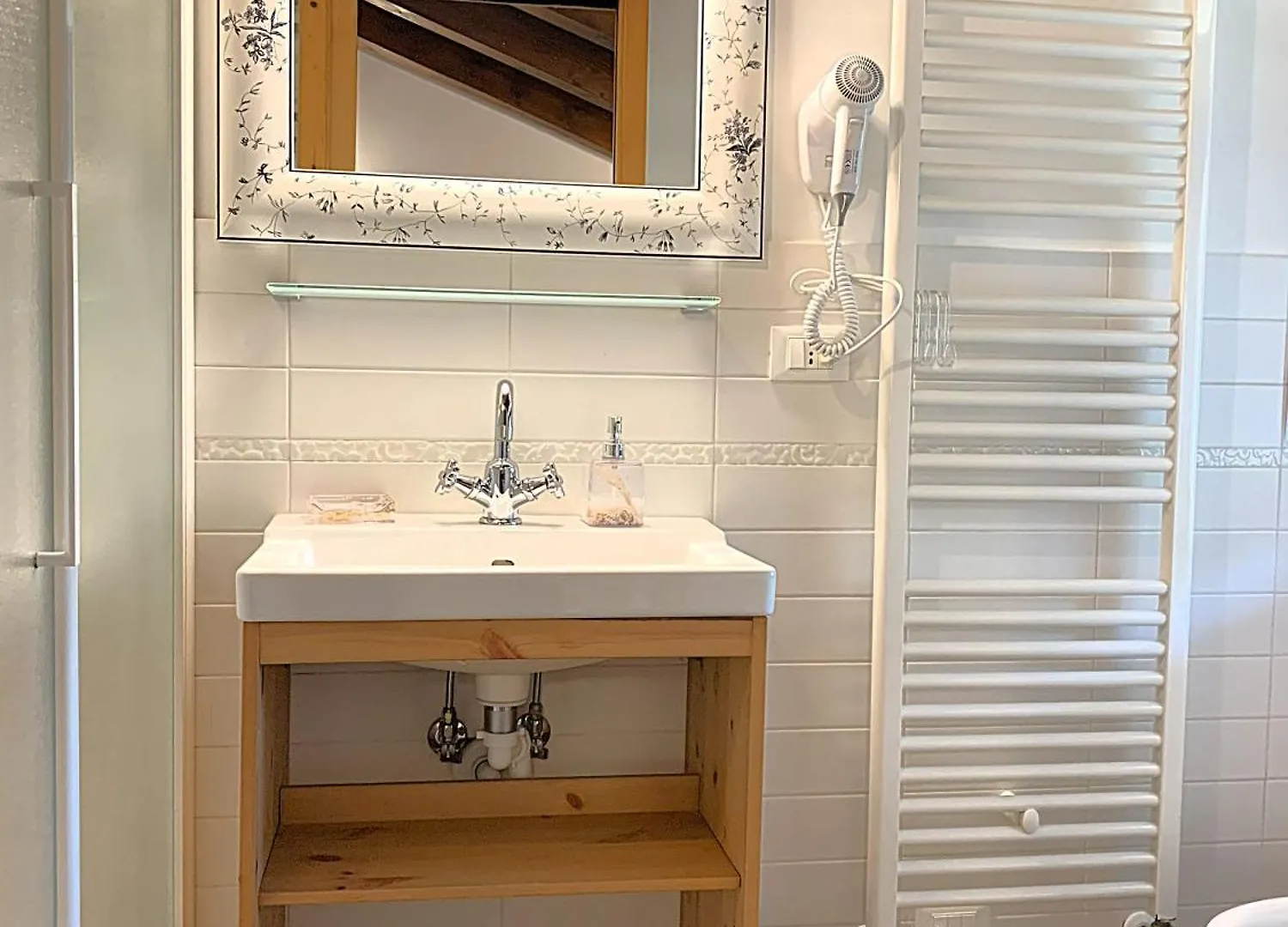 טסרה Villa Ai Tigli Venezia Guest House