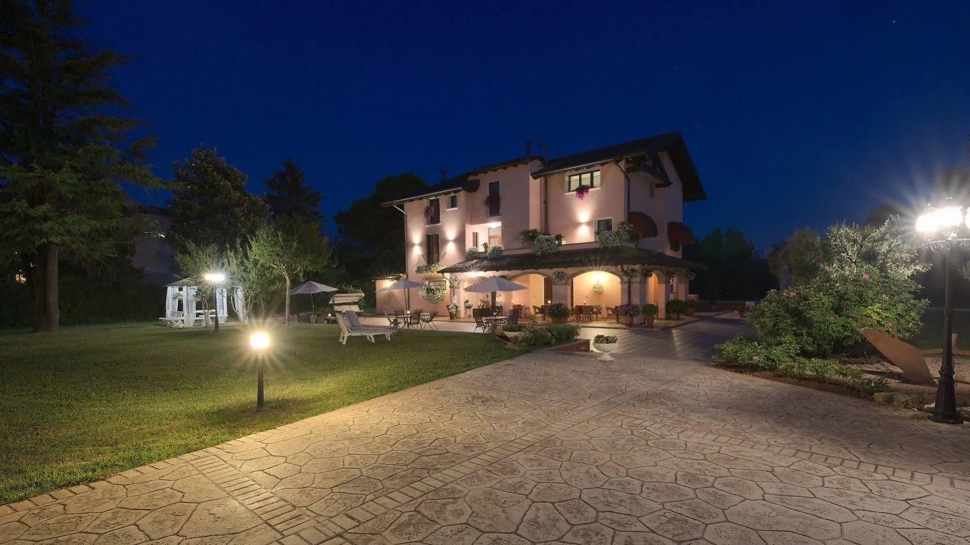 Villa Ai Tigli Venezia Guest House 테세라